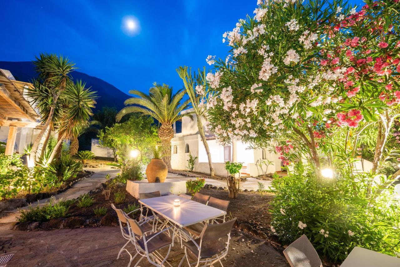 La Sciara Resort Hotel 스트롬볼리 외부 사진