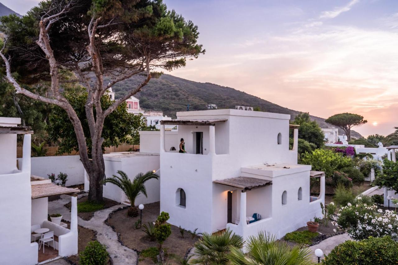 La Sciara Resort Hotel 스트롬볼리 외부 사진