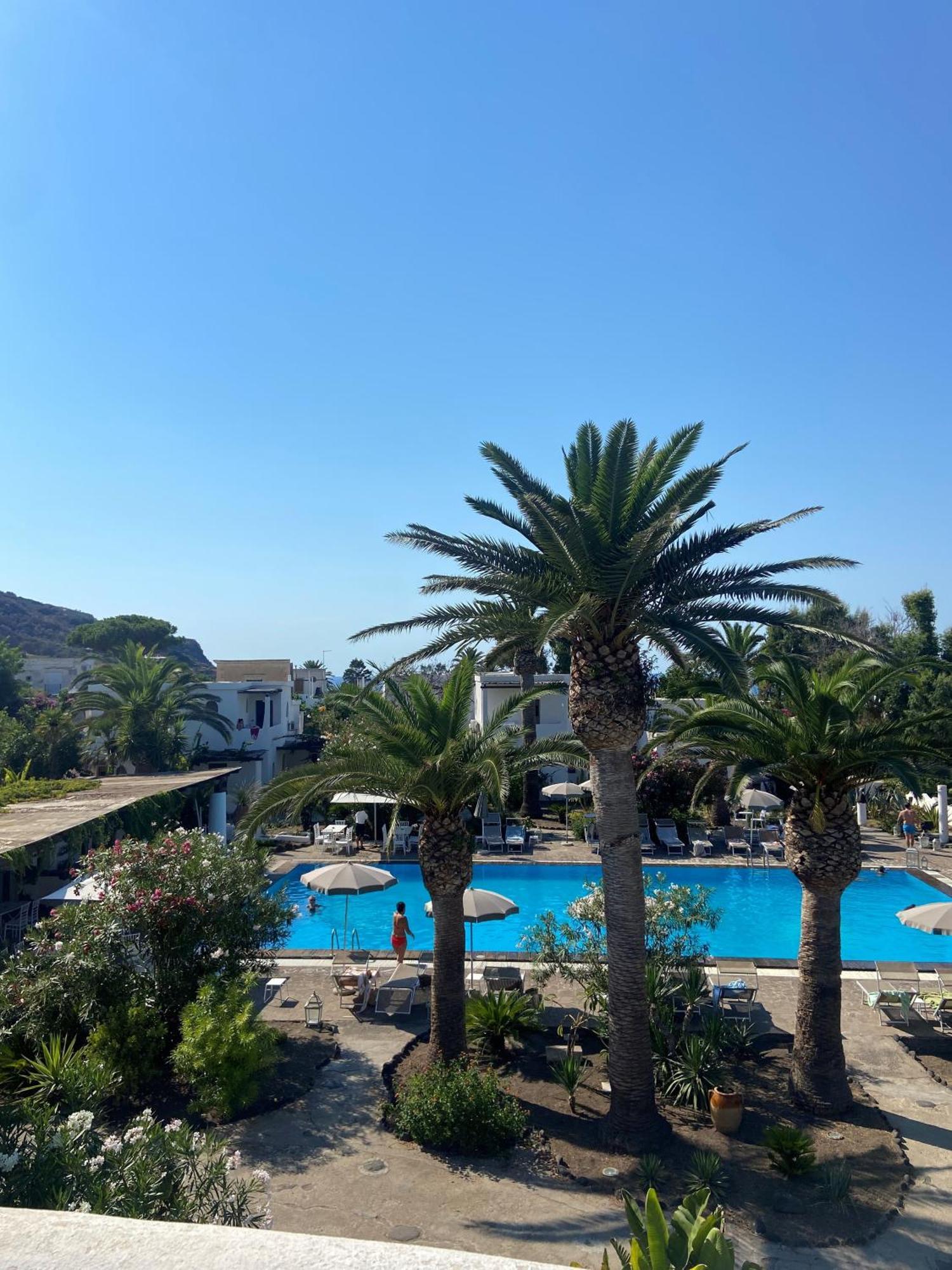 La Sciara Resort Hotel 스트롬볼리 외부 사진