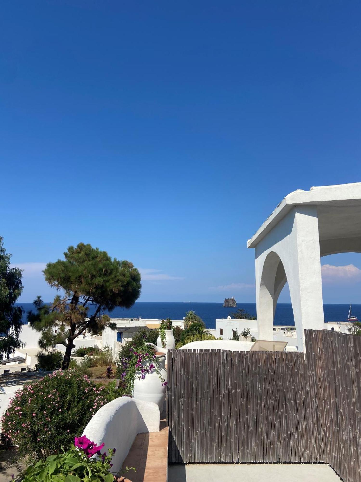 La Sciara Resort Hotel 스트롬볼리 외부 사진